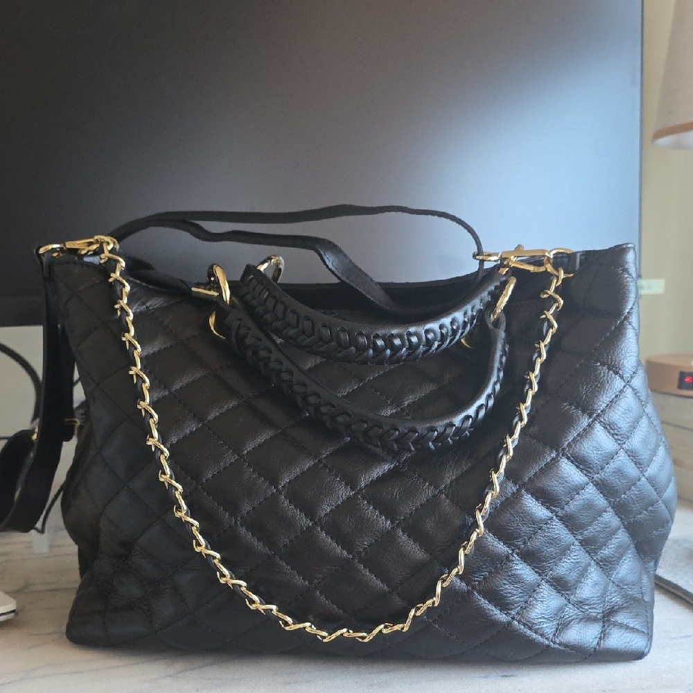 Black Quilted Italian Leather Handbag (Made in Italy)